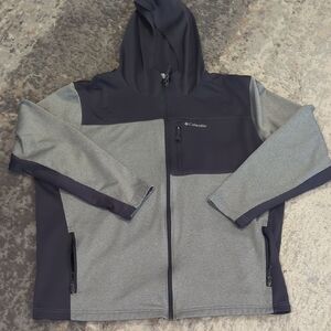 Columbia Men's Two-Tone Performance Jacket